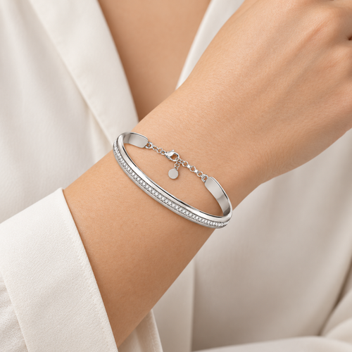 Bracciale Cerchi Elegante — indossato